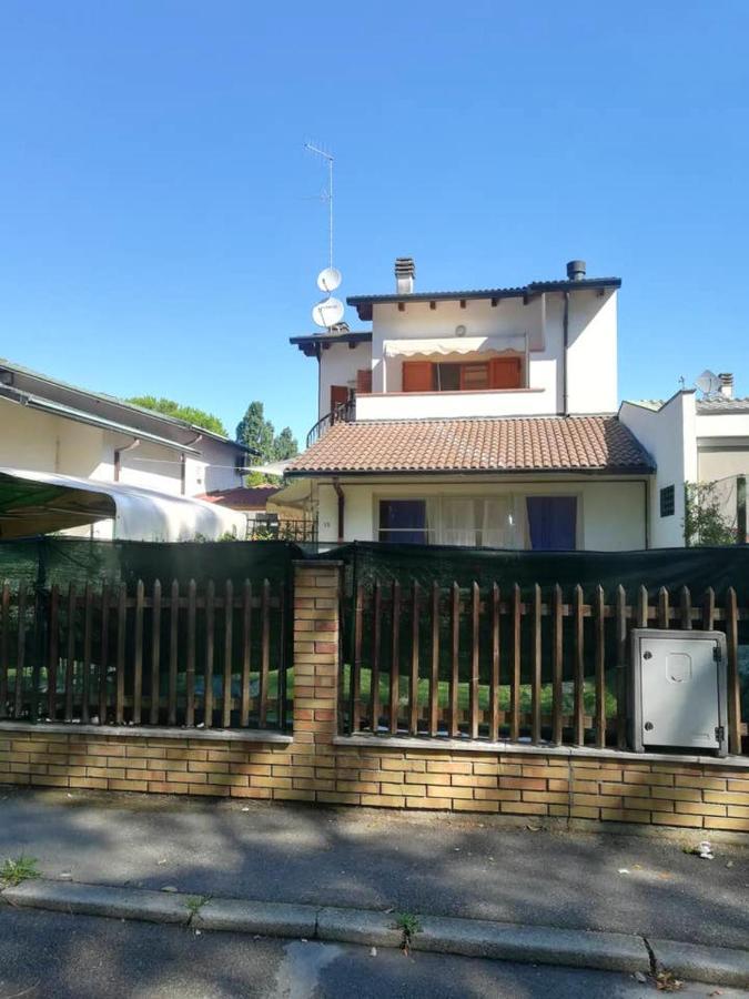 Willa Charming House In Marina Di Ravenna With Fenced Garden Zewnętrze zdjęcie